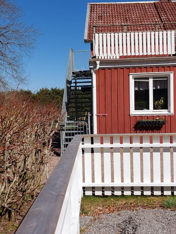 منزل الضيف Alingsås  في Flora Dekor Gaestgard, Lenagarden المظهر الخارجي الصورة