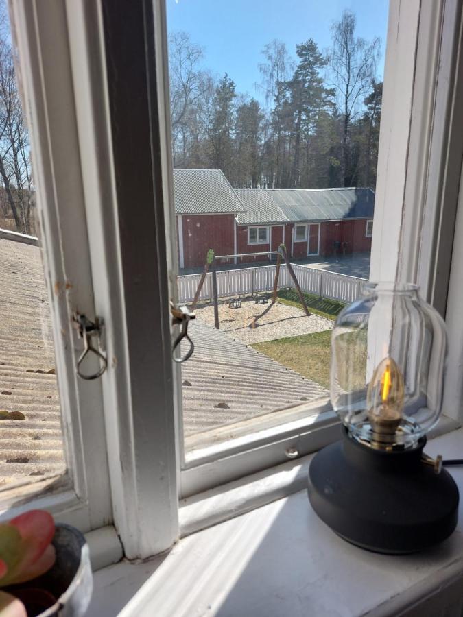 منزل الضيف Alingsås  في Flora Dekor Gaestgard, Lenagarden المظهر الخارجي الصورة